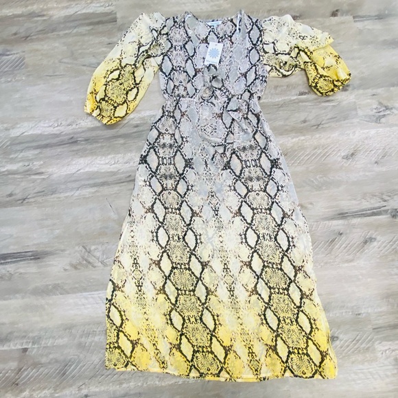 Swim Cover Up -SNAKE SKIN PRINT Size XS - Picture 11 of 11
